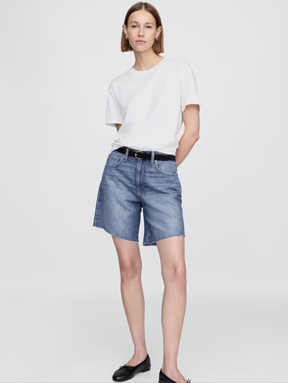 GAP 8" 90s Loose Bermuda Mid-Rise Shorts Size 6 28" Waist Indigo Blue 718243 NWT